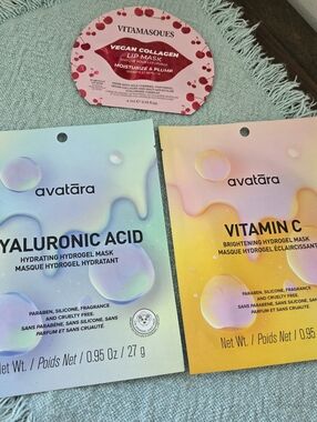 Hyaluronic Acid Hydrating Hydrogel Mask - Cream/Light Blue